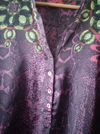blusa de mujer de Desigual