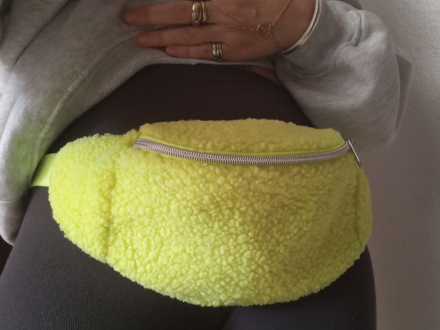 Riñonera flúor sin estrenar