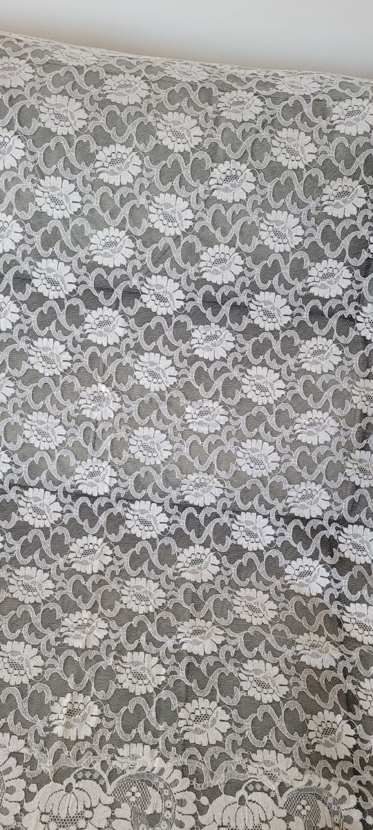 Mantilla blanca