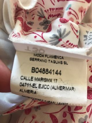 Traje de Flamenco NUEVO. Sin estrenar. 8-10 años