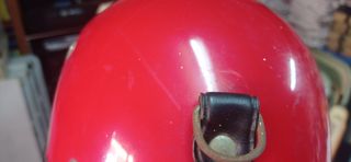 Casco moto clásica ,con etiquetas .