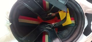 Casco moto clásica ,con etiquetas .