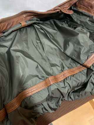 Cazadora de piel de Massimo Dutti talla L