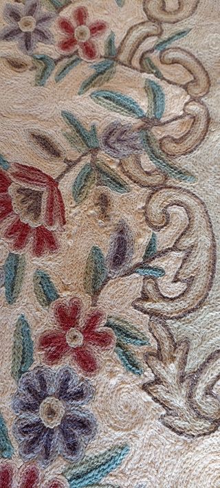 Alfombra de cadeneta hecha a mano