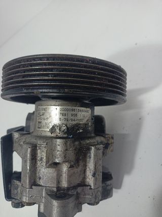 Bomba dirección Peugeot 405