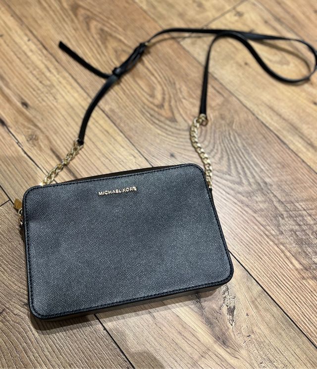 Bandolera Jet set negra Michael kors