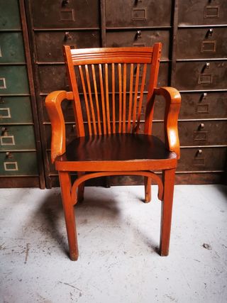 silla despacho antigua. butaca