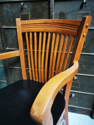 silla despacho antigua. butaca