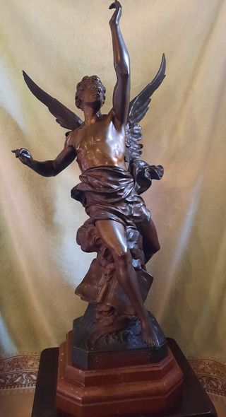 Figura bronce "La Pensée"de E. Picault.