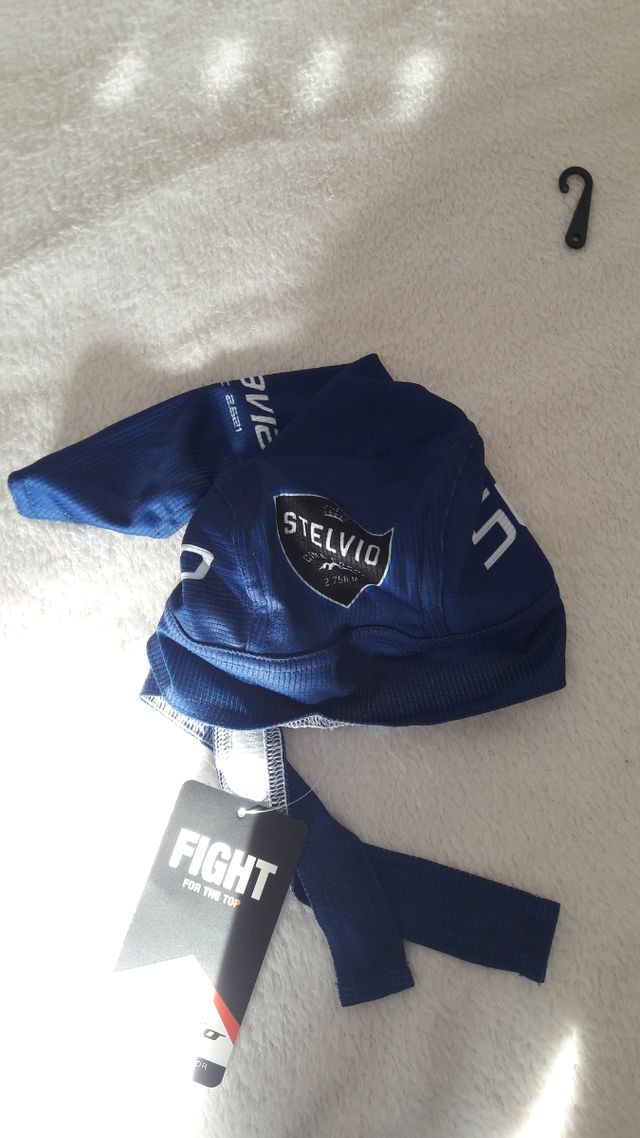 Pañuelo Bandana Los Alpes + Bidón 500ml Stelvio