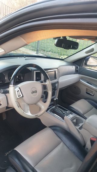 Jeep Grand Cherokee 2010