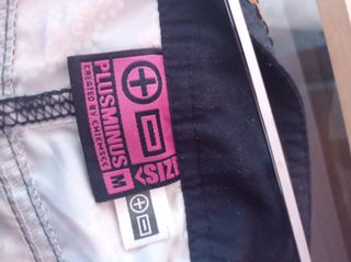 Bermudas deportivas marca PLUS MINUS