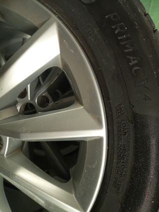 Llantas con neumáticos