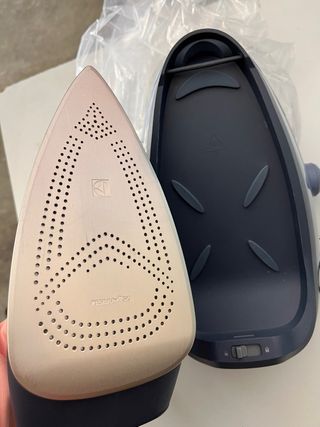 Plancha  con caldera a estrenar electrolux