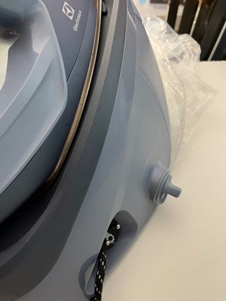 Plancha  con caldera a estrenar electrolux