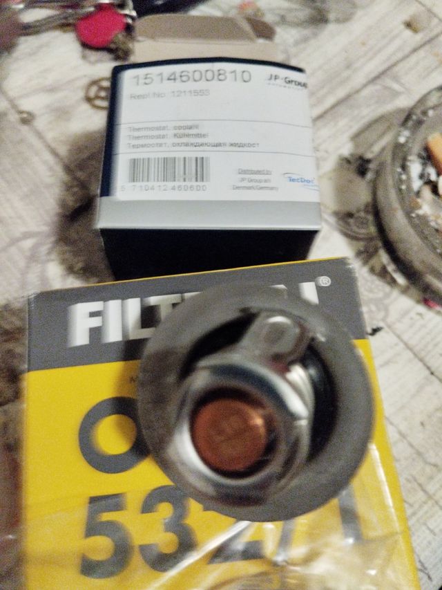 TERMOSTATO A BENZINA FORD FOCUS 1.6 ANNO 2003