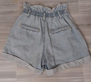 Pantalon vaquero corto Demin talla XS Bershka Cint