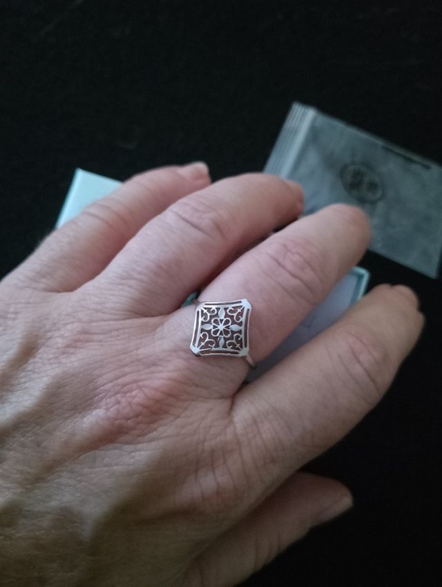 Anillo de acero inoxidable