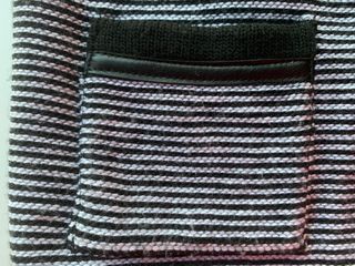 Chaqueta de punto blanca y negra