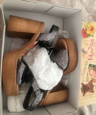 Sandalias cuña.Comodisimas.