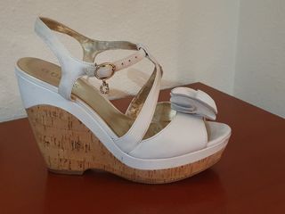 Sandalia blanca tiras