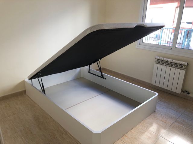 CANAPES Y COLCHONES EN LIQUIDACIÓN!!