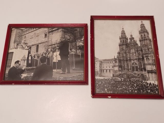2 antiguas fotos, acto religioso Pz del Obradoiro