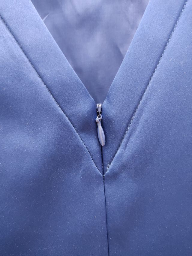 U Adolfo Domínguez. Vestido fiesta. COMO NUEVO