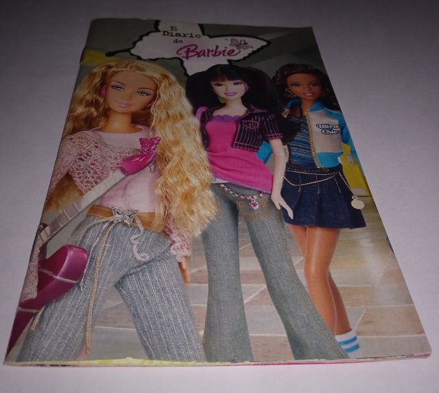 DVD\/Colección Barbie\/"Los Diarios de Barbie" de segunda mano por 5 EUR en Los Barreros en WALLAPOP