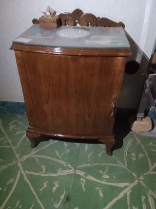 2 COMODINI ANTICHI