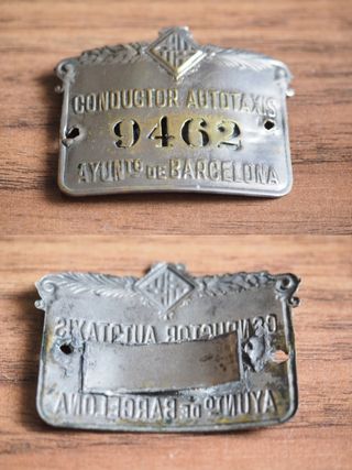 Preciosas placas / insignia de conductor de Taxi "