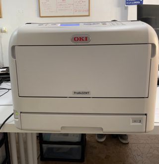 Impresora OKI Pro8432WT