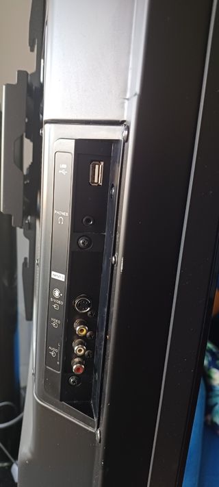 TV PLASMA PIONEER 43" + AMPLIFICADOR