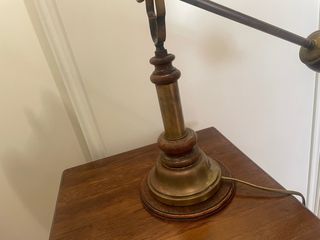 Lámpara tipo flexo pendular antigua