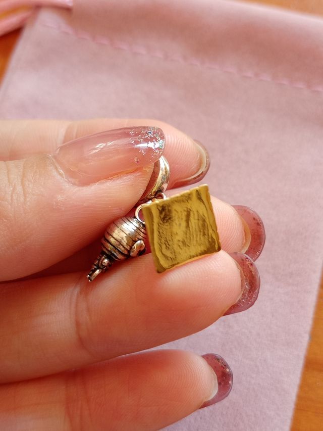 Charm Pirámide Egipto y momia de plata de ley