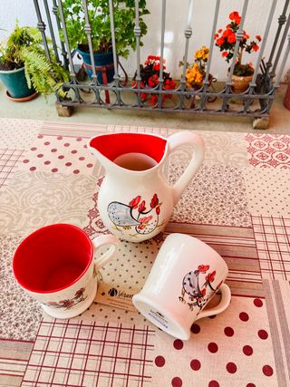 Conjunto jarra y dos tazas cerámica