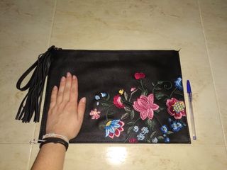 Carteras de mano Stradivarius