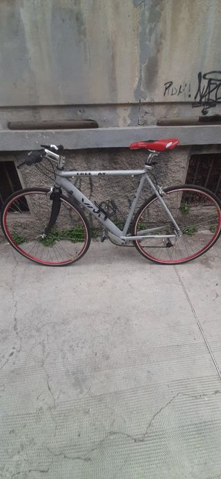bici da corsa free way con contachilometri 