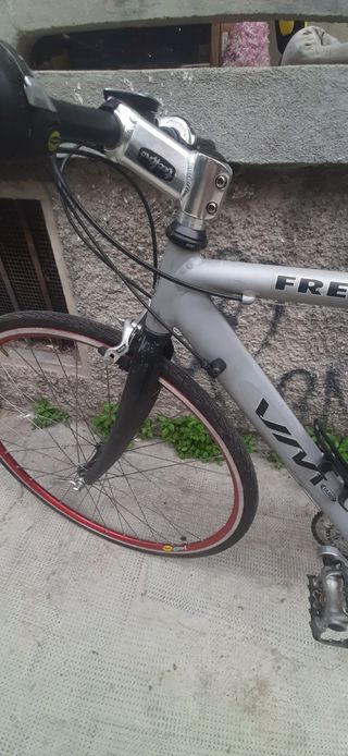 bici da corsa free way con contachilometri 