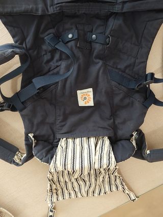 mochila porteo bebé ergobaby