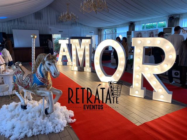 Alquiler de Letras de Madera XXL con Luz AMOR