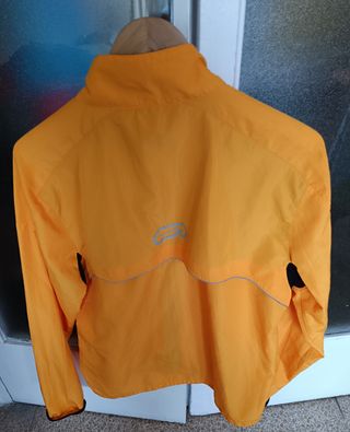 KALENJI. Chaqueta cortavientos running. 