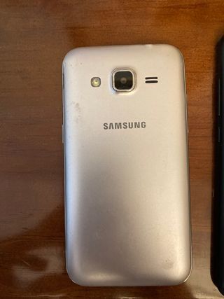 Moviles xiaomi redmi 7a y Samsung galaxy core prim