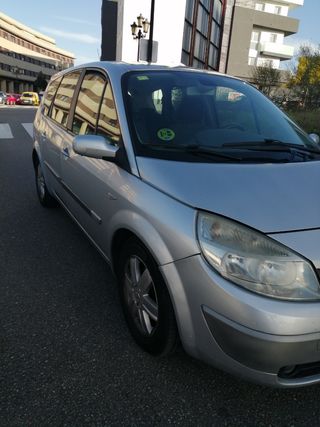 Renault Grand Scenic 2005