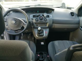 Renault Grand Scenic 2005