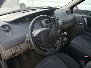 Renault Grand Scenic 2005