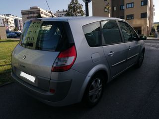 Renault Grand Scenic 2005