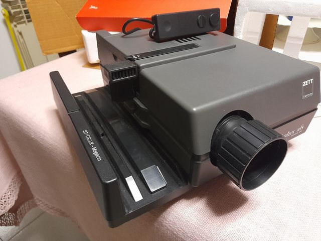 Proiettore per diapositive