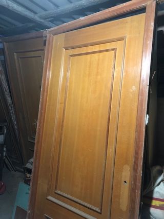 Puertas interior madera maciza