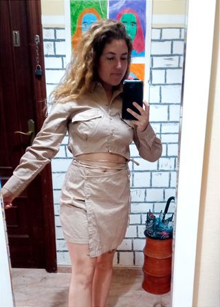 Mono corto con aberturas L 40